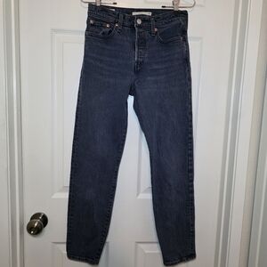 Levi's Premium Wedgie jeans size 25